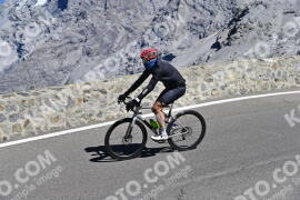 Photo #2259741 | 08-07-2022 15:47 | Passo Dello Stelvio - Prato side BICYCLES