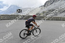 Photo #2416979 | 27-07-2022 11:38 | Passo Dello Stelvio - Prato side BICYCLES