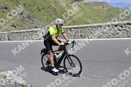 Photo #2358986 | 19-07-2022 14:12 | Passo Dello Stelvio - Prato side BICYCLES