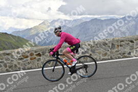 Photo #2406365 | 26-07-2022 13:00 | Passo Dello Stelvio - Prato side BICYCLES