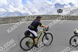 Photo #2425110 | 28-07-2022 13:17 | Passo Dello Stelvio - Prato side BICYCLES