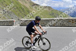 Photo #2430274 | 29-07-2022 12:30 | Passo Dello Stelvio - Prato side BICYCLES