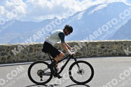 Photo #2398310 | 25-07-2022 11:03 | Passo Dello Stelvio - Prato side BICYCLES