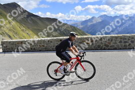 Photo #2809309 | 04-09-2022 11:19 | Passo Dello Stelvio - Prato side BICYCLES