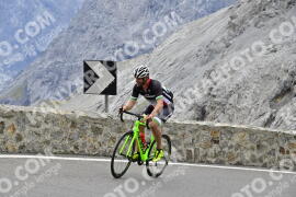Photo #2405121 | 26-07-2022 10:41 | Passo Dello Stelvio - Prato side BICYCLES