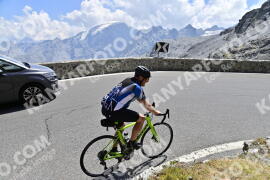 Photo #2400640 | 25-07-2022 12:26 | Passo Dello Stelvio - Prato side BICYCLES