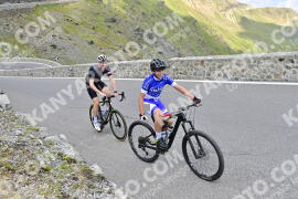 Photo #2384762 | 24-07-2022 14:55 | Passo Dello Stelvio - Prato side BICYCLES