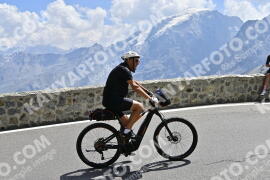 Photo #2400161 | 25-07-2022 12:10 | Passo Dello Stelvio - Prato side BICYCLES