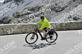 Photo #2406773 | 26-07-2022 13:25 | Passo Dello Stelvio - Prato side BICYCLES