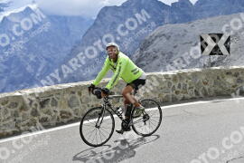 Photo #2464620 | 31-07-2022 11:42 | Passo Dello Stelvio - Prato side BICYCLES