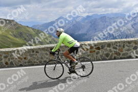 Photo #2464632 | 31-07-2022 11:42 | Passo Dello Stelvio - Prato side BICYCLES