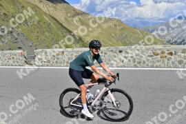 Photo #2780944 | 29-08-2022 15:19 | Passo Dello Stelvio - Prato side BICYCLES