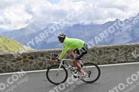 Photo #2405525 | 26-07-2022 11:27 | Passo Dello Stelvio - Prato side BICYCLES