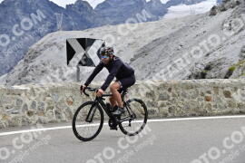 Photo #2449328 | 30-07-2022 14:02 | Passo Dello Stelvio - Prato side BICYCLES