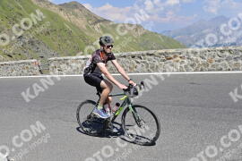 Photo #2367687 | 21-07-2022 14:33 | Passo Dello Stelvio - Prato side BICYCLES