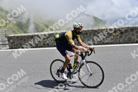 Photo #2427633 | 28-07-2022 13:01 | Passo Dello Stelvio - Prato side BICYCLES