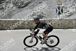 Photo #2418453 | 27-07-2022 12:23 | Passo Dello Stelvio - Prato side BICYCLES