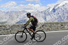 Photo #2313196 | 15-07-2022 14:16 | Passo Dello Stelvio - Prato side BICYCLES