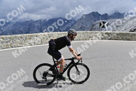 Photo #2443520 | 30-07-2022 14:23 | Passo Dello Stelvio - Prato side BICYCLES