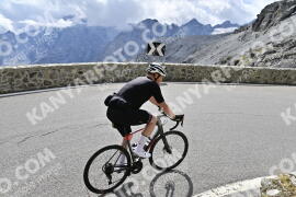 Photo #2405220 | 26-07-2022 10:48 | Passo Dello Stelvio - Prato side BICYCLES