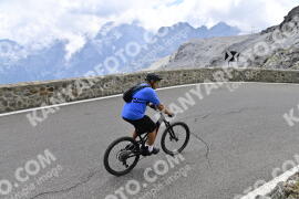 Photo #2426621 | 28-07-2022 11:30 | Passo Dello Stelvio - Prato side BICYCLES