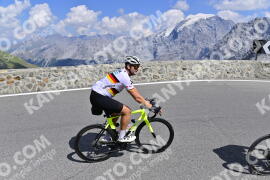 Foto #2385411 | 24-07-2022 15:33 | Passo Dello Stelvio - Prato Seite BICYCLES
