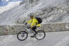 Photo #2418632 | 27-07-2022 12:32 | Passo Dello Stelvio - Prato side BICYCLES
