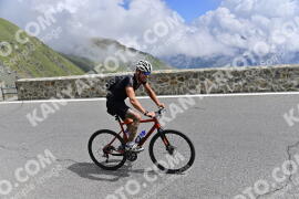 Photo #2425079 | 28-07-2022 13:07 | Passo Dello Stelvio - Prato side BICYCLES