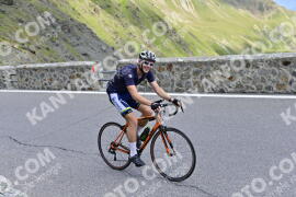 Photo #2430560 | 29-07-2022 12:53 | Passo Dello Stelvio - Prato side BICYCLES
