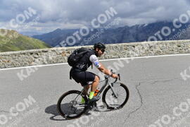 Photo #2443548 | 30-07-2022 14:24 | Passo Dello Stelvio - Prato side BICYCLES
