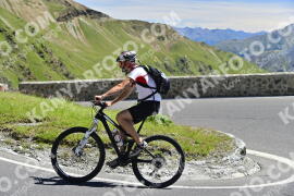 Photo #2267513 | 09-07-2022 11:19 | Passo Dello Stelvio - Prato side BICYCLES