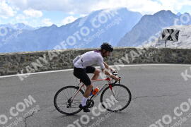 Photo #2752951 | 26-08-2022 11:18 | Passo Dello Stelvio - Prato side BICYCLES