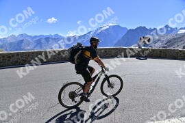 Photo #2737352 | 25-08-2022 10:52 | Passo Dello Stelvio - Prato side BICYCLES