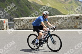 Photo #2401367 | 25-07-2022 12:54 | Passo Dello Stelvio - Prato side BICYCLES