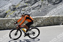 Photo #2381306 | 24-07-2022 12:26 | Passo Dello Stelvio - Prato side BICYCLES