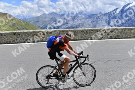 Photo #2430296 | 29-07-2022 12:32 | Passo Dello Stelvio - Prato side BICYCLES
