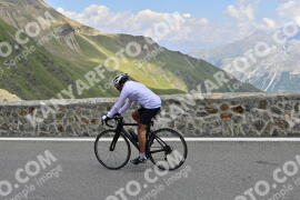 Photo #2384513 | 24-07-2022 14:25 | Passo Dello Stelvio - Prato side BICYCLES