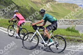 Photo #2243365 | 06-07-2022 14:10 | Passo Dello Stelvio - Prato side BICYCLES
