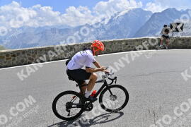 Photo #2400145 | 25-07-2022 12:09 | Passo Dello Stelvio - Prato side BICYCLES