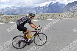 Photo #2445789 | 30-07-2022 15:21 | Passo Dello Stelvio - Prato side BICYCLES
