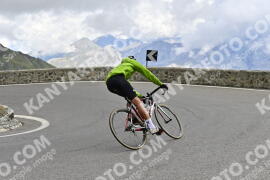 Photo #2531252 | 07-08-2022 14:00 | Passo Dello Stelvio - Prato side BICYCLES