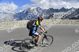Photo #2835437 | 06-09-2022 15:56 | Passo Dello Stelvio - Prato side BICYCLES