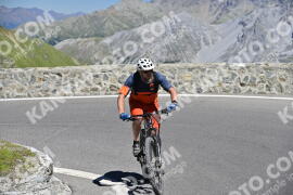 Photo #2259305 | 08-07-2022 14:56 | Passo Dello Stelvio - Prato side BICYCLES
