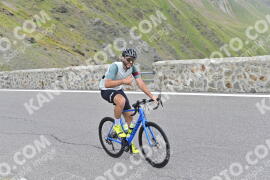 Photo #2431067 | 29-07-2022 13:26 | Passo Dello Stelvio - Prato side BICYCLES