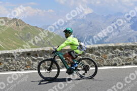 Photo #2367033 | 21-07-2022 13:24 | Passo Dello Stelvio - Prato side BICYCLES