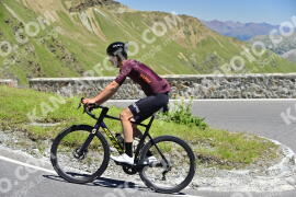 Photo #2256496 | 08-07-2022 13:30 | Passo Dello Stelvio - Prato side BICYCLES
