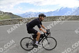 Photo #2463532 | 31-07-2022 10:32 | Passo Dello Stelvio - Prato side BICYCLES