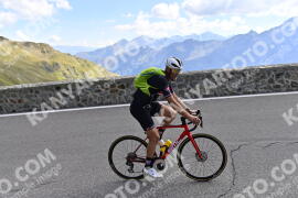Photo #2752656 | 26-08-2022 10:51 | Passo Dello Stelvio - Prato side BICYCLES