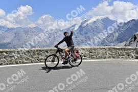 Photo #2383765 | 24-07-2022 13:40 | Passo Dello Stelvio - Prato side BICYCLES