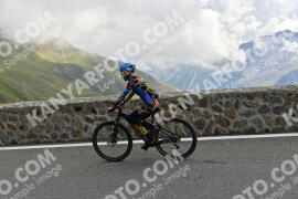 Photo #2416046 | 27-07-2022 11:22 | Passo Dello Stelvio - Prato side BICYCLES